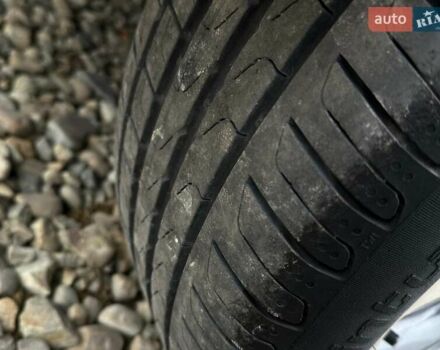 Синий Киа Niro, объемом двигателя 0 л и пробегом 117 тыс. км за 19900 $, фото 30 на Automoto.ua