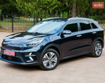 Синий Киа Niro, объемом двигателя 0 л и пробегом 99 тыс. км за 17950 $, фото 6 на Automoto.ua