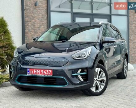 Синий Киа Niro, объемом двигателя 0 л и пробегом 95 тыс. км за 20500 $, фото 5 на Automoto.ua