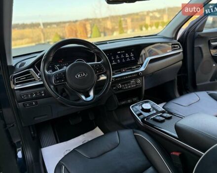 Синий Киа Niro, объемом двигателя 0 л и пробегом 78 тыс. км за 20950 $, фото 85 на Automoto.ua