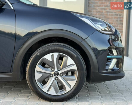 Синий Киа Niro, объемом двигателя 0 л и пробегом 130 тыс. км за 18900 $, фото 19 на Automoto.ua