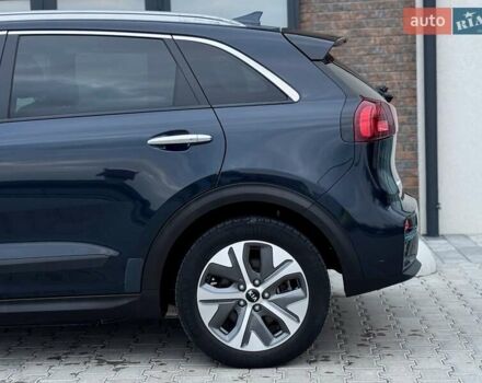 Синий Киа Niro, объемом двигателя 0 л и пробегом 95 тыс. км за 20500 $, фото 31 на Automoto.ua
