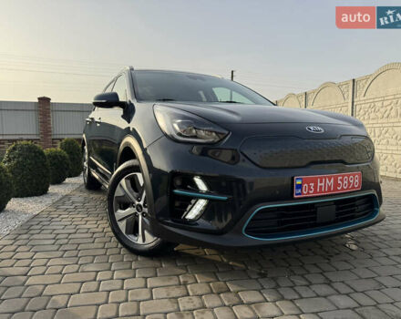 Синий Киа Niro, объемом двигателя 0 л и пробегом 156 тыс. км за 18900 $, фото 9 на Automoto.ua