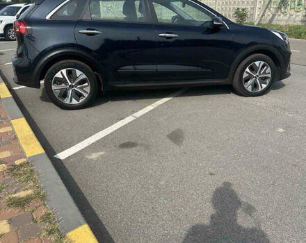 Синий Киа Niro, объемом двигателя 0 л и пробегом 155 тыс. км за 18500 $, фото 7 на Automoto.ua