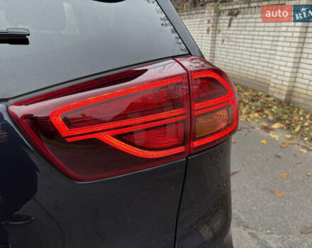 Синий Киа Niro, объемом двигателя 0 л и пробегом 115 тыс. км за 19900 $, фото 61 на Automoto.ua