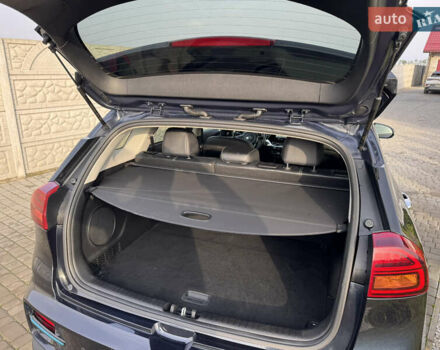 Синий Киа Niro, объемом двигателя 0 л и пробегом 156 тыс. км за 18900 $, фото 44 на Automoto.ua