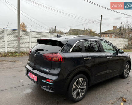 Синий Киа Niro, объемом двигателя 0 л и пробегом 115 тыс. км за 19900 $, фото 5 на Automoto.ua