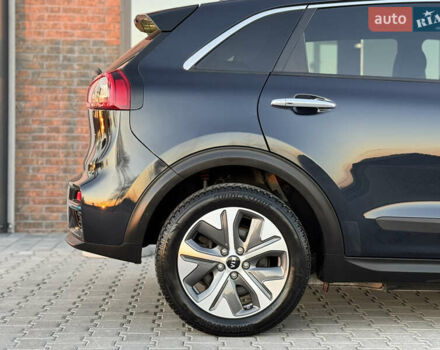 Синий Киа Niro, объемом двигателя 0 л и пробегом 142 тыс. км за 17500 $, фото 21 на Automoto.ua