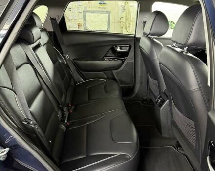 Синій Кіа Niro, об'ємом двигуна 0 л та пробігом 144 тис. км за 18799 $, фото 45 на Automoto.ua