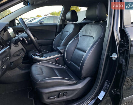 Киа Niro 2020 в Львове на Automoto.ua Синий Киа Niro, объемом двигателя 0 л и пробегом 106 тыс. км за 20900 $, фото 39 на Automoto.ua