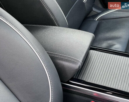 Синий Киа Niro, объемом двигателя 0 л и пробегом 126 тыс. км за 18548 $, фото 41 на Automoto.ua