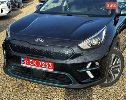 Синий Киа Niro, объемом двигателя 0 л и пробегом 76 тыс. км за 19999 $, фото 6 на Automoto.ua