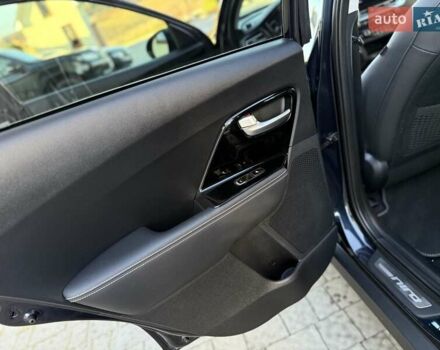 Синий Киа Niro, объемом двигателя 0 л и пробегом 78 тыс. км за 20950 $, фото 86 на Automoto.ua