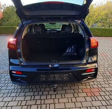 Синий Киа Niro, объемом двигателя 0 л и пробегом 148 тыс. км за 19300 $, фото 23 на Automoto.ua