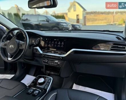 Синий Киа Niro, объемом двигателя 0 л и пробегом 78 тыс. км за 20950 $, фото 102 на Automoto.ua