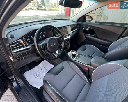 Синий Киа Niro, объемом двигателя 0 л и пробегом 92 тыс. км за 18799 $, фото 34 на Automoto.ua