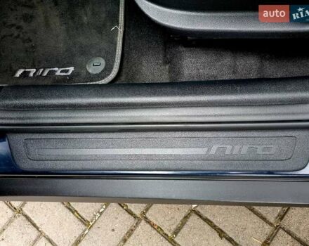 Синій Кіа Niro, об'ємом двигуна 0 л та пробігом 67 тис. км за 19359 $, фото 27 на Automoto.ua