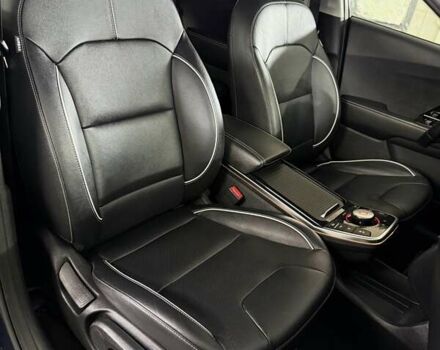 Синій Кіа Niro, об'ємом двигуна 0 л та пробігом 144 тис. км за 18799 $, фото 54 на Automoto.ua