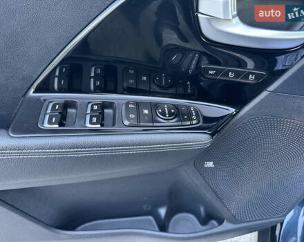 Синий Киа Niro, объемом двигателя 0 л и пробегом 138 тыс. км за 17800 $, фото 42 на Automoto.ua