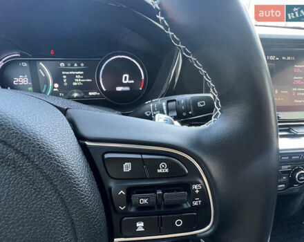 Синий Киа Niro, объемом двигателя 0 л и пробегом 92 тыс. км за 18799 $, фото 41 на Automoto.ua