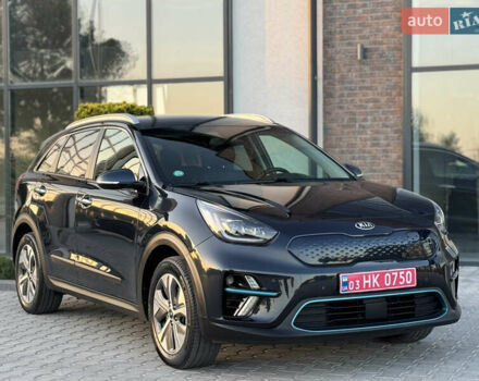 Синий Киа Niro, объемом двигателя 0 л и пробегом 130 тыс. км за 18900 $, фото 15 на Automoto.ua