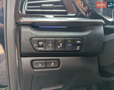 Киа Niro 2020 в Луцке на Automoto.ua Синий Киа Niro, объемом двигателя 0 л и пробегом 157 тыс. км за 19700 $, фото 19 на Automoto.ua