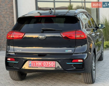 Синий Киа Niro, объемом двигателя 0 л и пробегом 130 тыс. км за 18900 $, фото 24 на Automoto.ua