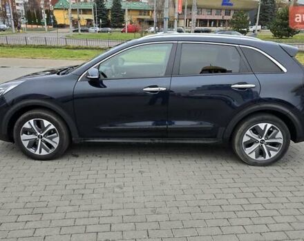 Синій Кіа Niro, об'ємом двигуна 0 л та пробігом 149 тис. км за 19000 $, фото 3 на Automoto.ua