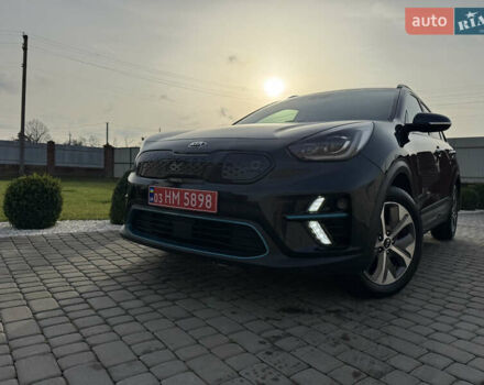 Синий Киа Niro, объемом двигателя 0 л и пробегом 156 тыс. км за 18900 $, фото 5 на Automoto.ua