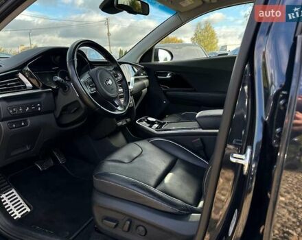 Синий Киа Niro, объемом двигателя 0 л и пробегом 57 тыс. км за 23700 $, фото 42 на Automoto.ua