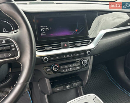 Синий Киа Niro, объемом двигателя 0 л и пробегом 60 тыс. км за 21999 $, фото 20 на Automoto.ua