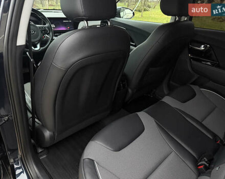 Синій Кіа Niro, об'ємом двигуна 0 л та пробігом 88 тис. км за 19750 $, фото 44 на Automoto.ua