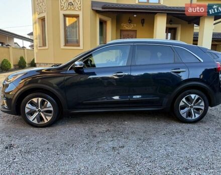 Синий Киа Niro, объемом двигателя 0 л и пробегом 138 тыс. км за 18950 $, фото 4 на Automoto.ua