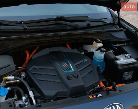 Синий Киа Niro, объемом двигателя 0 л и пробегом 125 тыс. км за 18950 $, фото 30 на Automoto.ua