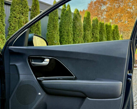 Синий Киа Niro, объемом двигателя 0 л и пробегом 83 тыс. км за 19999 $, фото 27 на Automoto.ua