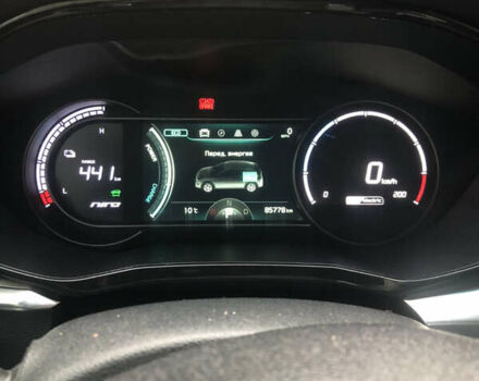 Синій Кіа Niro, об'ємом двигуна 0 л та пробігом 85 тис. км за 21850 $, фото 86 на Automoto.ua
