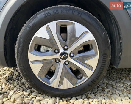 Синий Киа Niro, объемом двигателя 0 л и пробегом 24 тыс. км за 24600 $, фото 36 на Automoto.ua