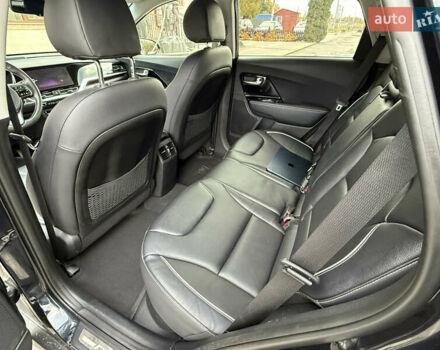 Синій Кіа Niro, об'ємом двигуна 0 л та пробігом 136 тис. км за 19350 $, фото 59 на Automoto.ua