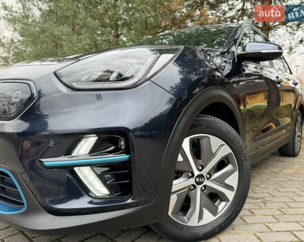 Синий Киа Niro, объемом двигателя 0 л и пробегом 64 тыс. км за 23800 $, фото 3 на Automoto.ua