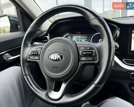 Синій Кіа Niro, об'ємом двигуна 0 л та пробігом 124 тис. км за 19950 $, фото 43 на Automoto.ua