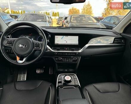 Синій Кіа Niro, об'ємом двигуна 0 л та пробігом 62 тис. км за 24600 $, фото 44 на Automoto.ua