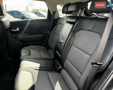 Синий Киа Niro, объемом двигателя 0 л и пробегом 110 тыс. км за 21650 $, фото 29 на Automoto.ua