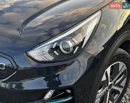 Синій Кіа Niro, об'ємом двигуна 0 л та пробігом 112 тис. км за 18800 $, фото 9 на Automoto.ua