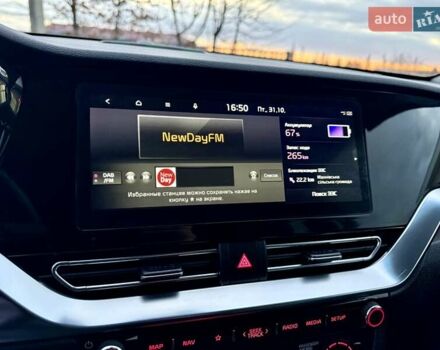 Синій Кіа Niro, об'ємом двигуна 0 л та пробігом 84 тис. км за 19450 $, фото 63 на Automoto.ua