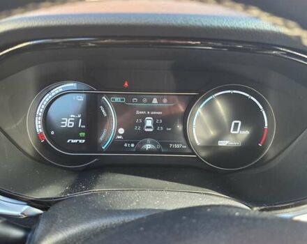 Синий Киа Niro, объемом двигателя 0 л и пробегом 71 тыс. км за 20300 $, фото 13 на Automoto.ua