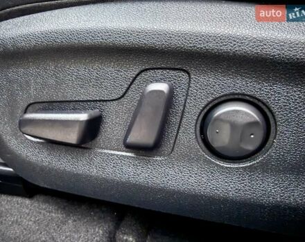 Синій Кіа Niro, об'ємом двигуна 0 л та пробігом 84 тис. км за 19450 $, фото 48 на Automoto.ua
