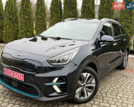 Синій Кіа Niro, об'ємом двигуна 0 л та пробігом 87 тис. км за 19555 $, фото 6 на Automoto.ua