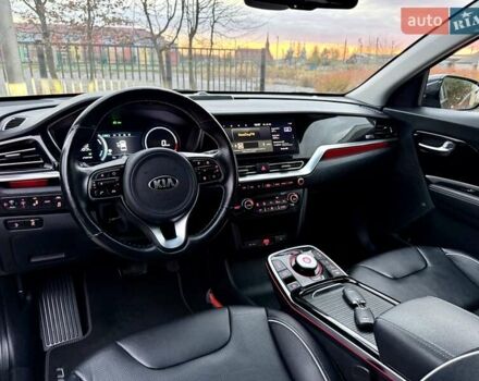 Синій Кіа Niro, об'ємом двигуна 0 л та пробігом 84 тис. км за 19450 $, фото 52 на Automoto.ua