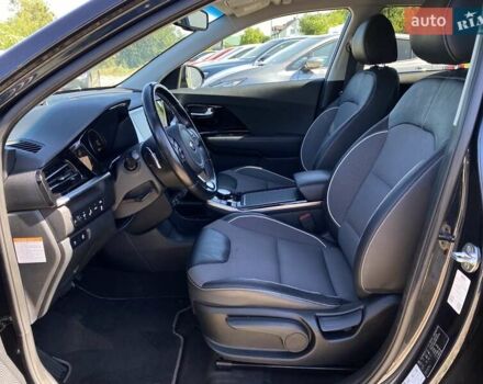 Синий Киа Niro, объемом двигателя 0 л и пробегом 105 тыс. км за 21500 $, фото 28 на Automoto.ua