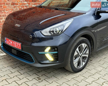 Синій Кіа Niro, об'ємом двигуна 0 л та пробігом 88 тис. км за 19750 $, фото 11 на Automoto.ua